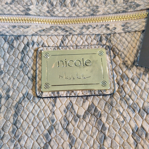 Nicole Miller NM Randy Crossbody Faux Python Snake Look New With Tags - Picture 2 of 12